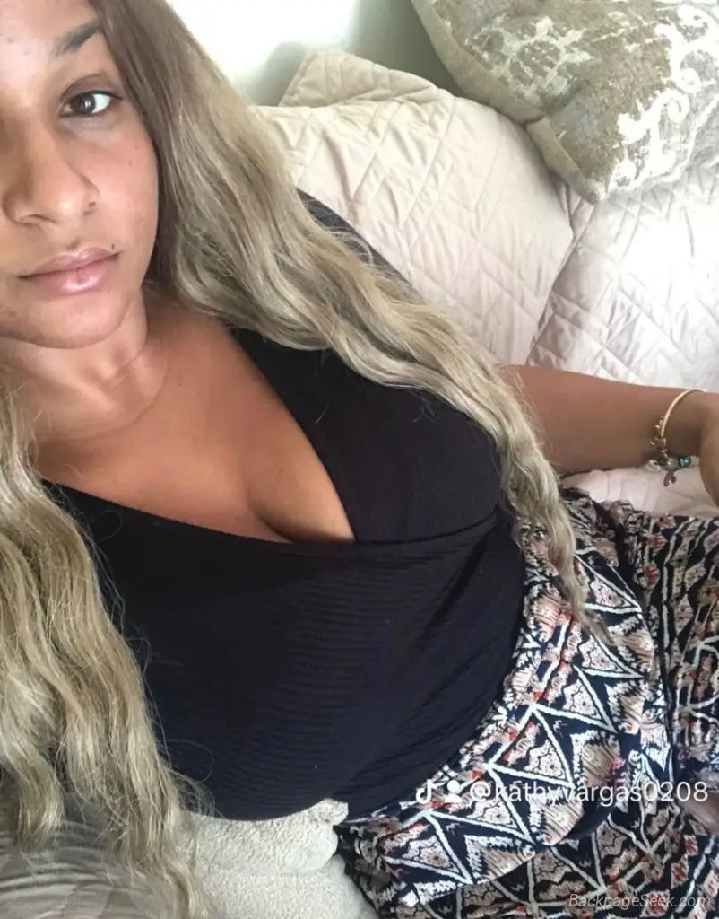 Ready to please all your wishes i wont stop until i see the... in Charlotte – Women Seeking Men photo 2