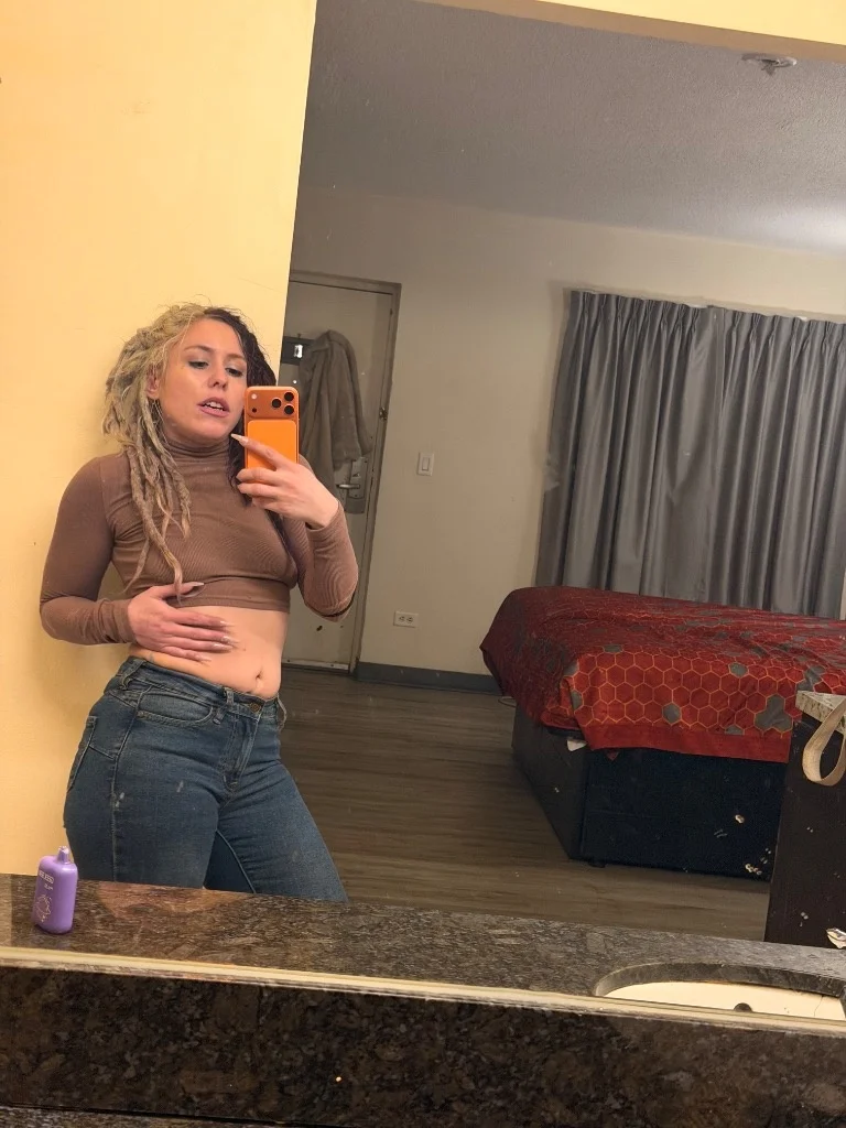 Early morning fun party - kinky - normie friendly companionship in Chicago - Women Seeking Men
