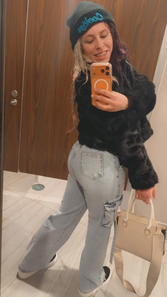 Early morning fun party - kinky - normie friendly companionship in Chicago - Women Seeking Men photo 5