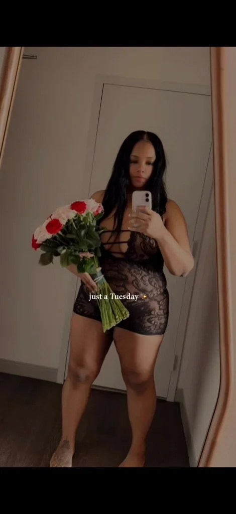 TALL n nunthin small PEGGING aint BEGGING in Chicago – Women Seeking Men photo 6