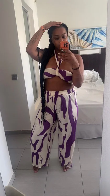 Curvy chef serving Heat in and Out of the Kitchen in Chicago – Women Seeking Men photo 3