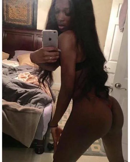 The REAL 95in HUNG Ts MIA INCALLOUTCALL Cum SWALLOW Me in Chicago – Women Seeking Men photo 4