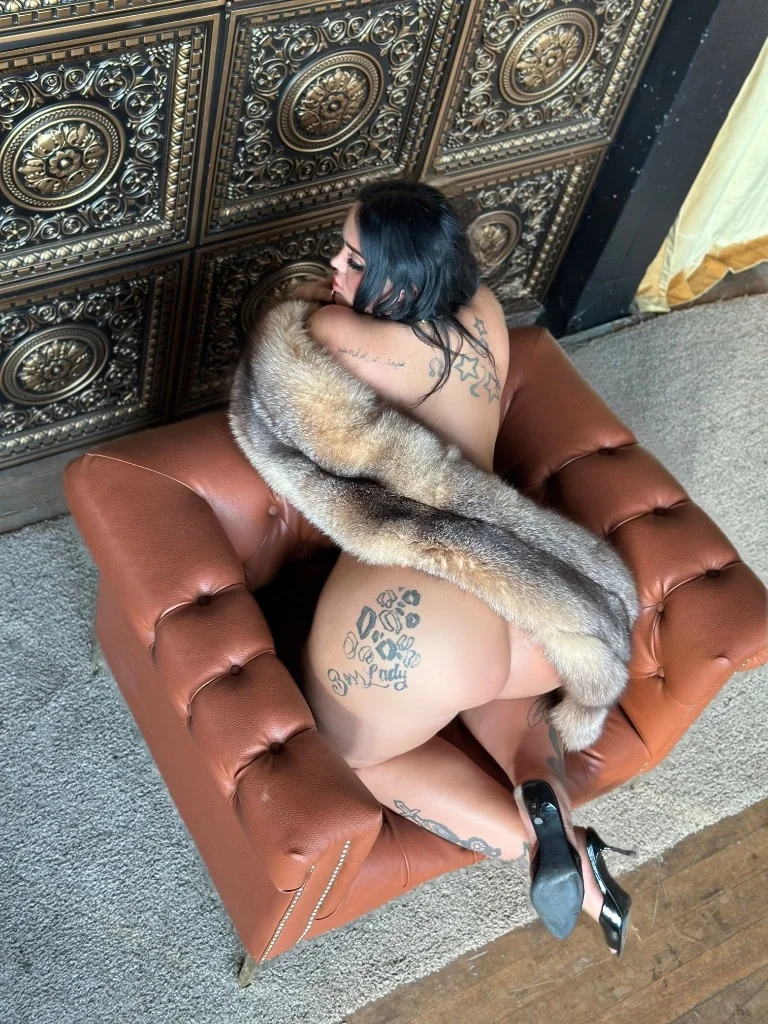 lets have some fun im wet daddy in Chicago – Women Seeking Men photo 5