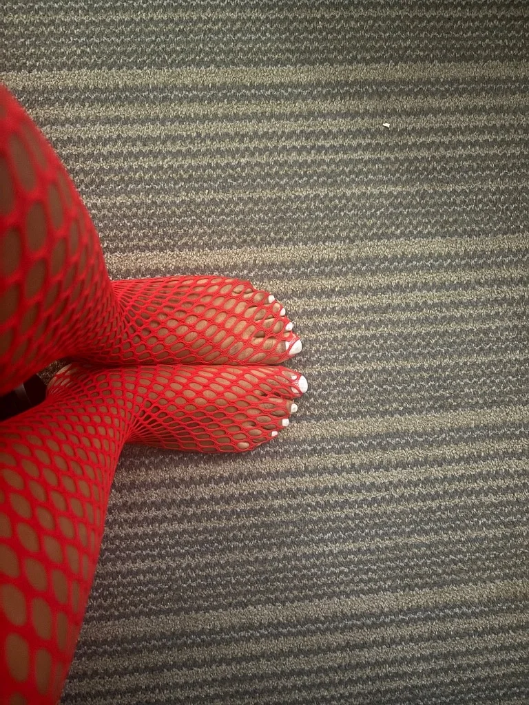 NEW IN TOWN in Chicago - Women Seeking Men photo 3
