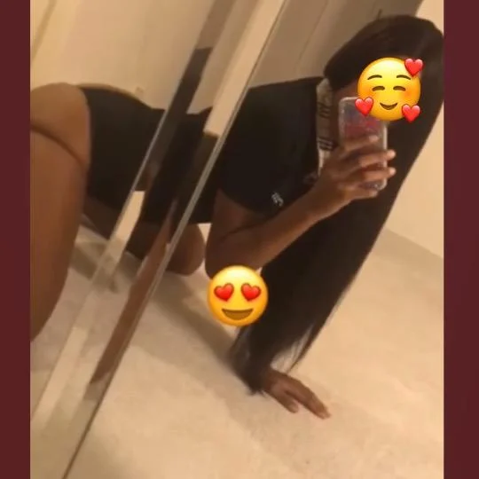 LOOKING FOR A FREAK NASTY BITCH ITS 150 QV 200 HHR 250 HR in Chicago - Women Seeking Men