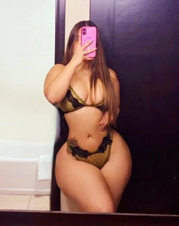 Melody New in Chicago - Women Seeking Men photo 2