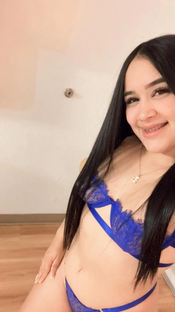 BEAUTIFULL SEXY NEW IN THE AREA TO PLEASE YOU INCALL in Chicago - Women Seeking Men photo 2