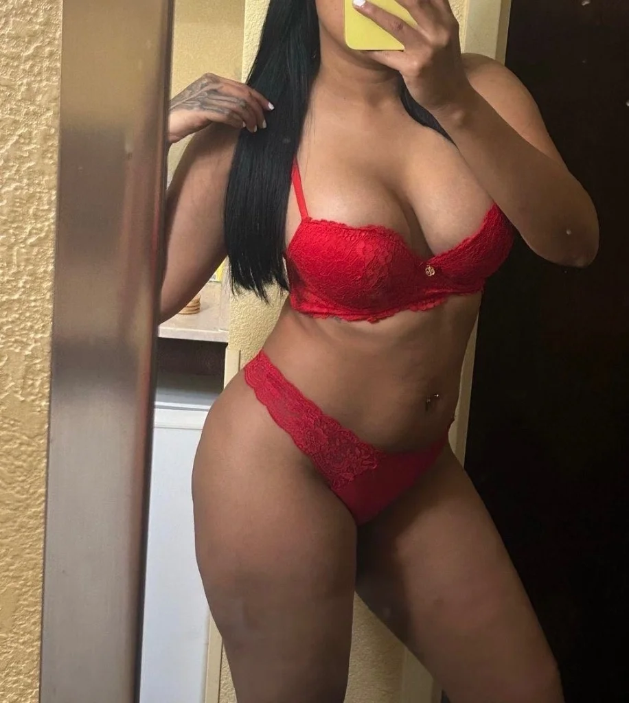 chica latina in Chicago – Women Seeking Men photo 3