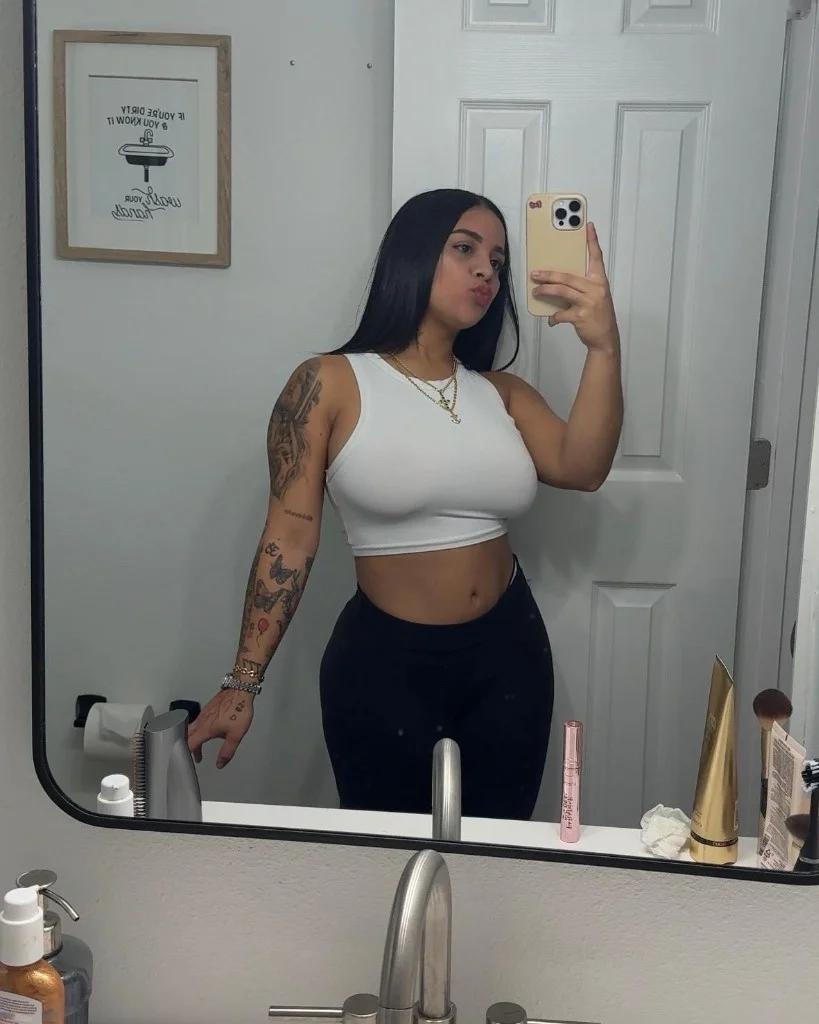 hello love LATINA SEXI AVAILABLE
