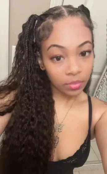 Hello gentlemen in Chicago – Women Seeking Men