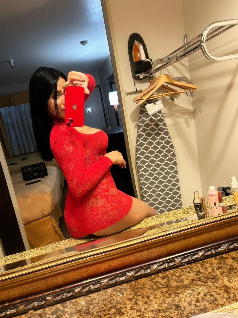 ts yanitza LINCOLNSHIREBUFALOGROVE in Chicago – Women Seeking Men photo 5