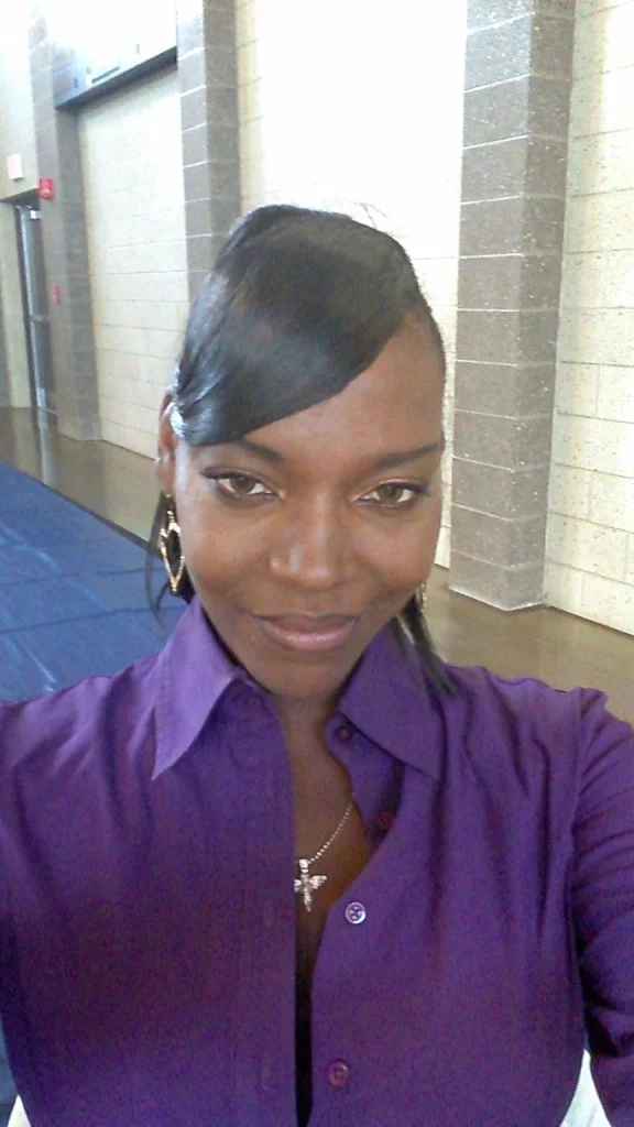 Here's a lil song I have Rewrote So you would come get Throa... in Chicago – Women Seeking Men photo 2