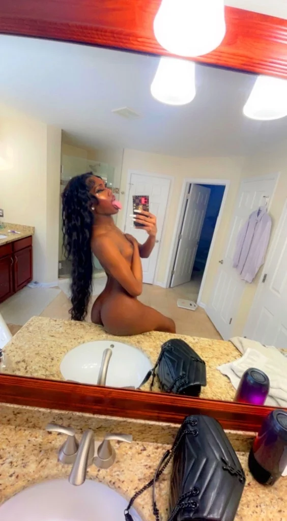 SOUTHSIDE CHICAGO HOT AND SEXY EXOTIC SEX DOLL AVAILABLE in Chicago – Women Seeking Men photo 4