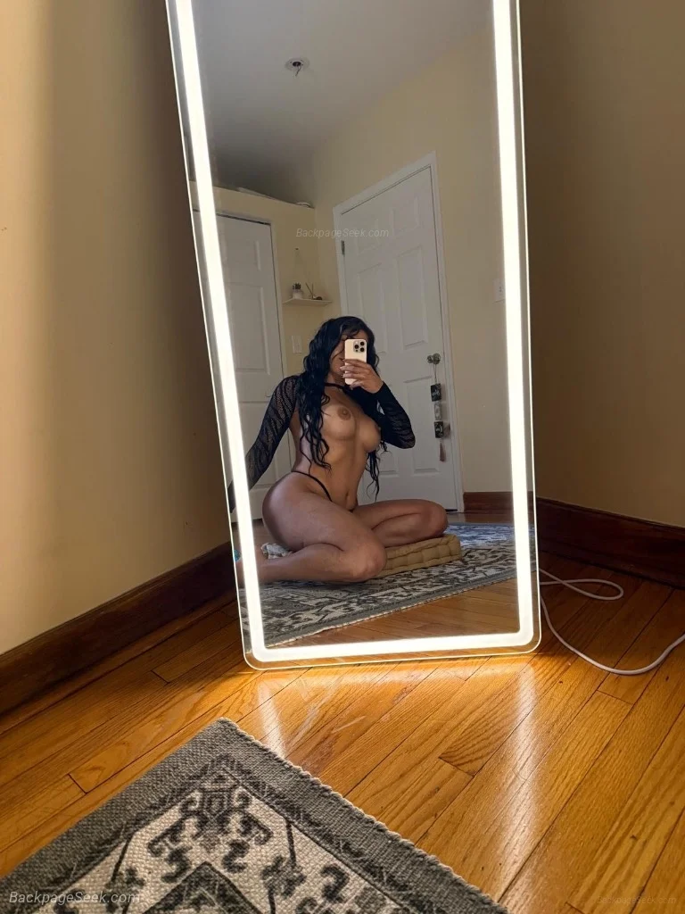 available in Chicago – Women Seeking Men photo 3
