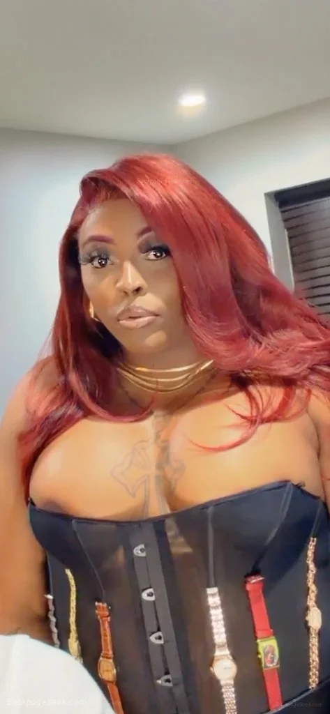 48TH COTTAGE Exotic BUSTY Hung Real FT in Chicago – Women Seeking Men photo 6