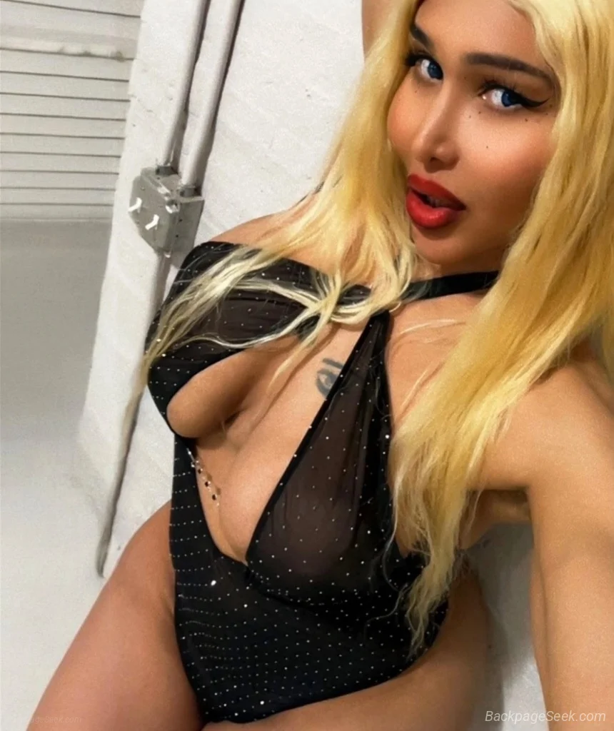 GUCCI WITH THE GOOD CHOOCHIE INCALL MY PLACE OUTCALL TO YOUR... in Chicago – Women Seeking Men photo 2