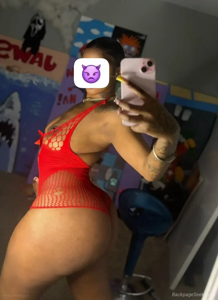 I'm available now baby in Chicago – Women Seeking Men photo 3