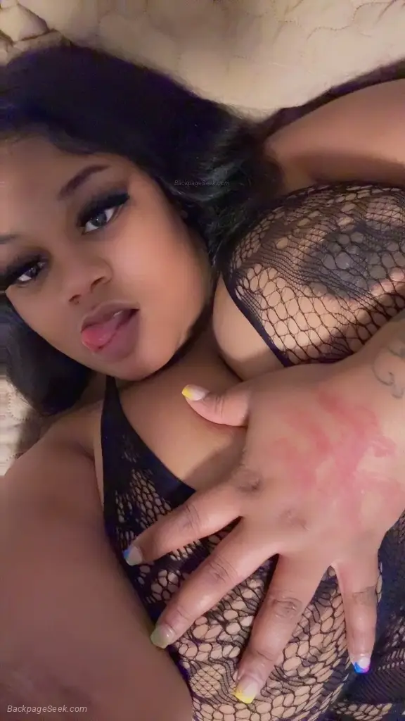 LAST NIGHT DEAL TIL 8am COME GET YO DICK ATE UP and FEEL THE... in Chicago – Women Seeking Men photo 3