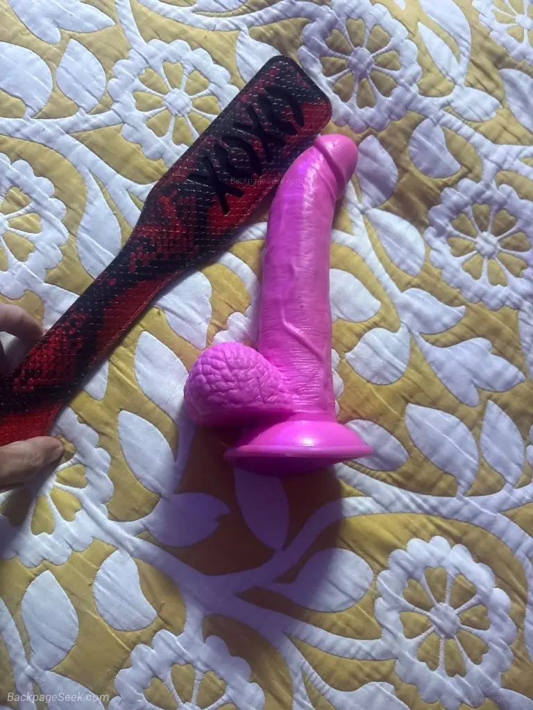 Latina Dominante in Chicago – Women Seeking Men photo 4