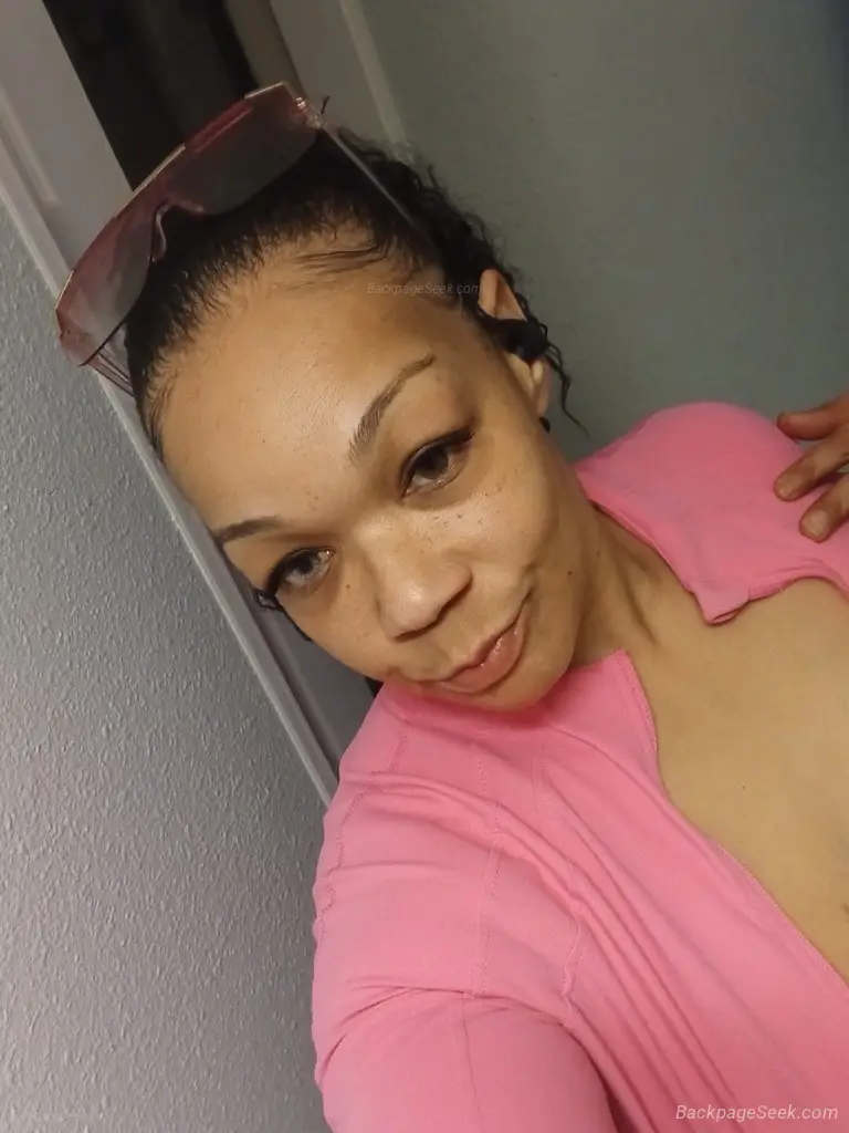Dont play on my phoneReady now onlyIn Harvey 80 bj gumjob no... in Chicago – Women Seeking Men photo 4