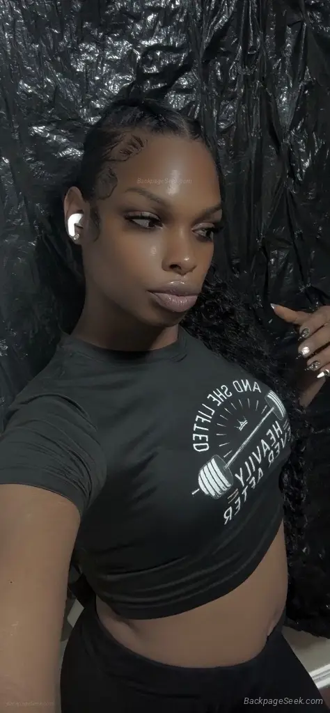 South shore dominican girly Classy Feminine Ready to Make Yo... in Chicago – Women Seeking Men photo 2