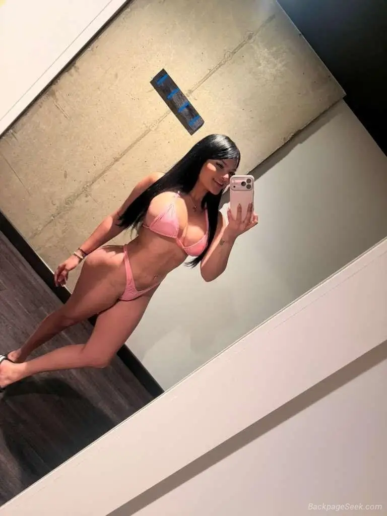 Available now I m a sexy Latin girl in Chicago – Women Seeking Men photo 3