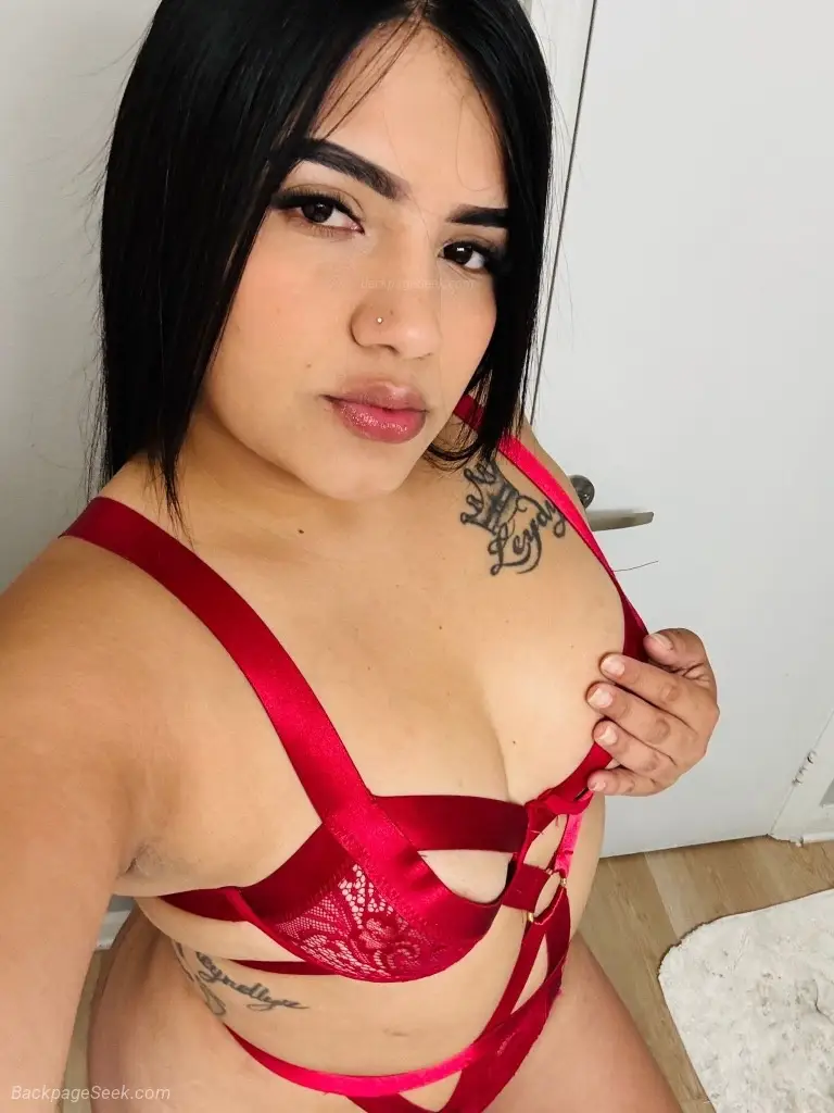 sexy latina ardiente in Chicago – Women Seeking Men photo 5