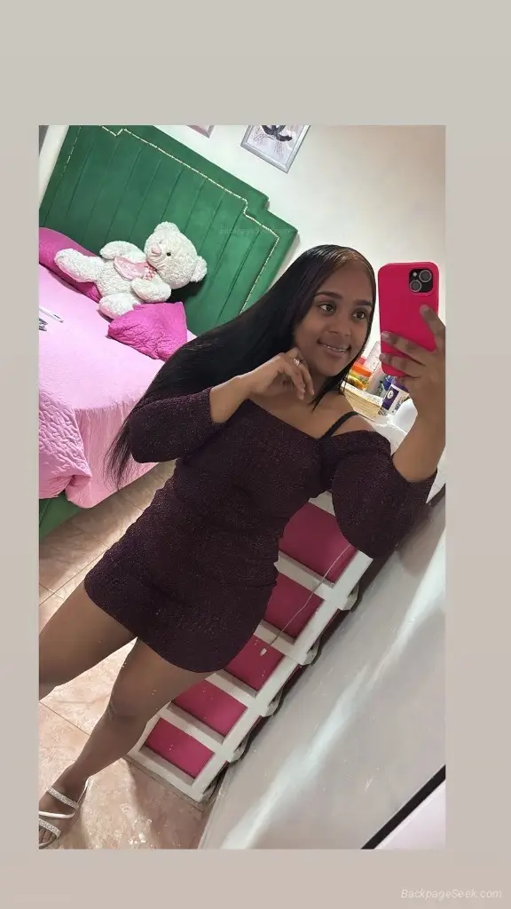 Beautiful hot Colombia and sexy girl for you available