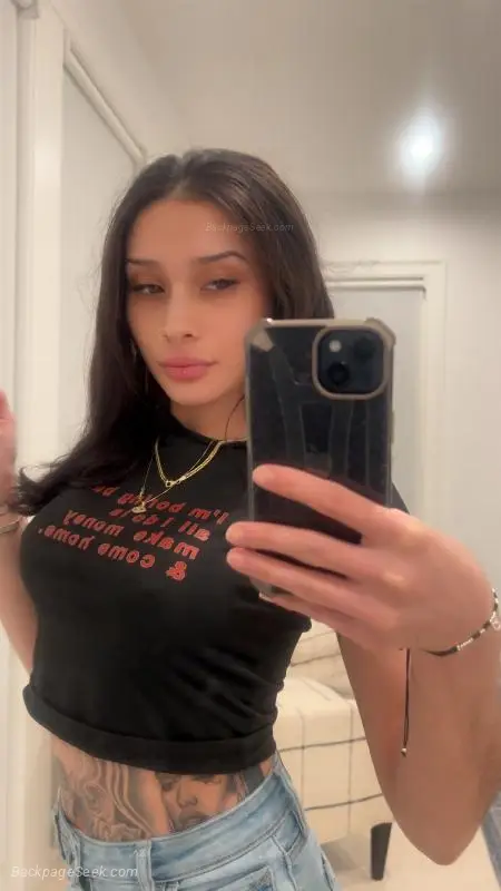 Latin and Spain girls Body to Body N**u Massage --- Text