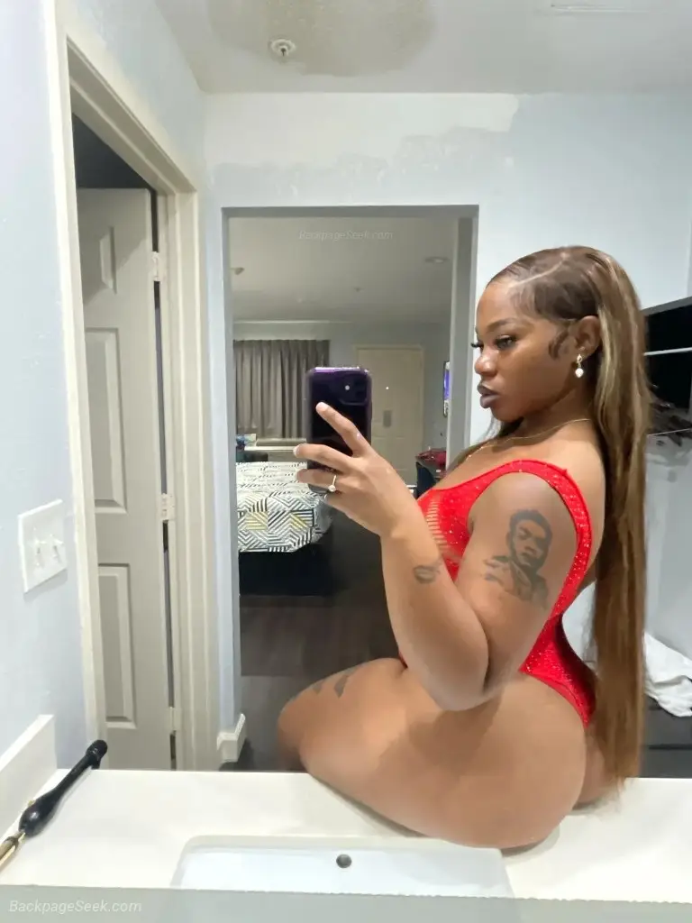 LAST DAY HERE CURVACEOUS BODY PLUMP JUICY LIPS AVAILABLE NOW in Chicago – Women Seeking Men photo 6