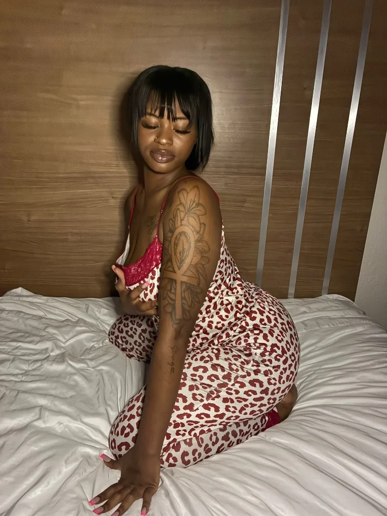 COME SEE ME in Cincinnati - Women Seeking Men photo 2