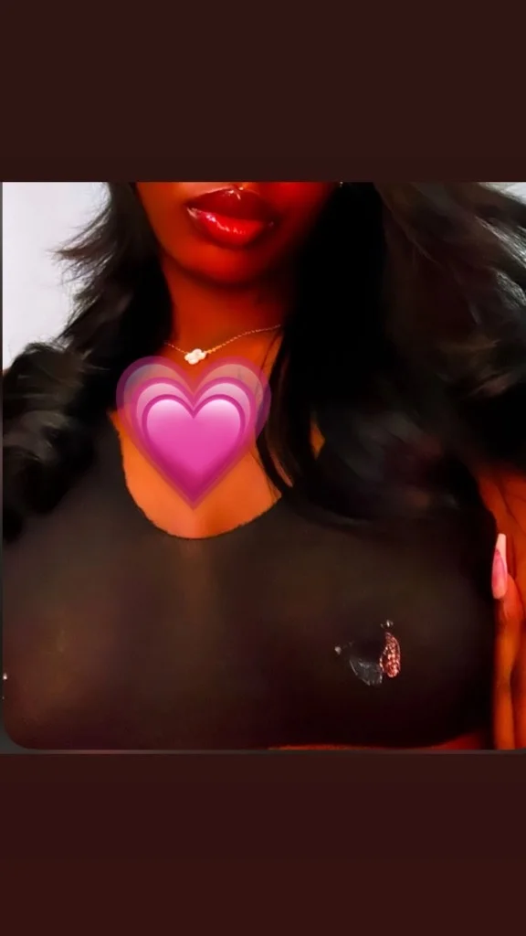 PETITE STAR FREAK