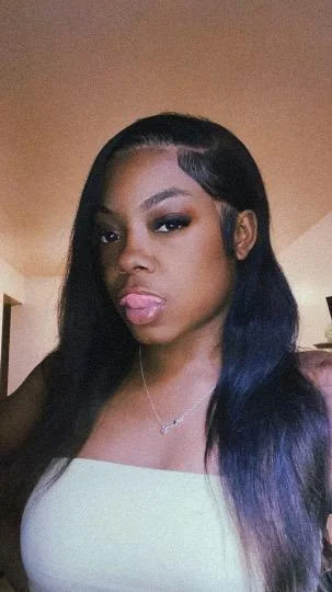 PRETTY LIL THING... in Cincinnati - Women Seeking Men