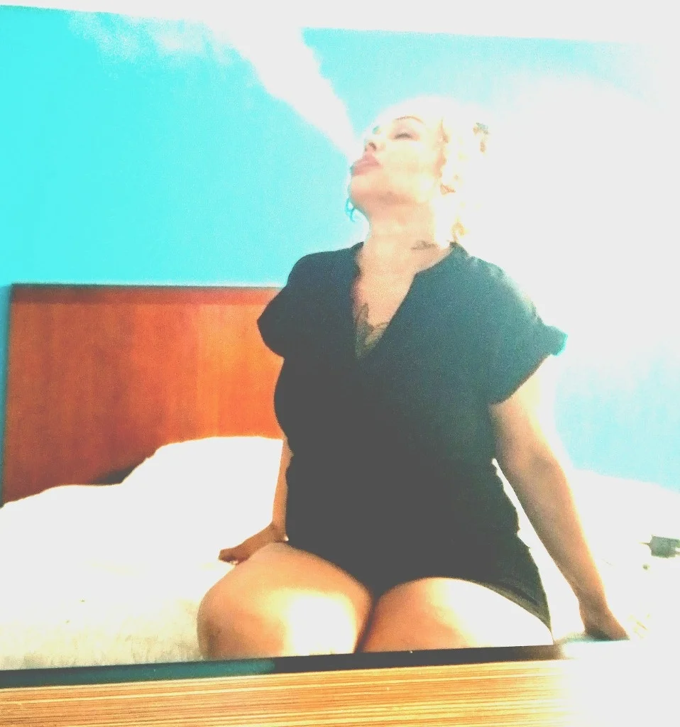 last day on here for a while i have a few hours in Cincinnati – Women Seeking Men photo 4