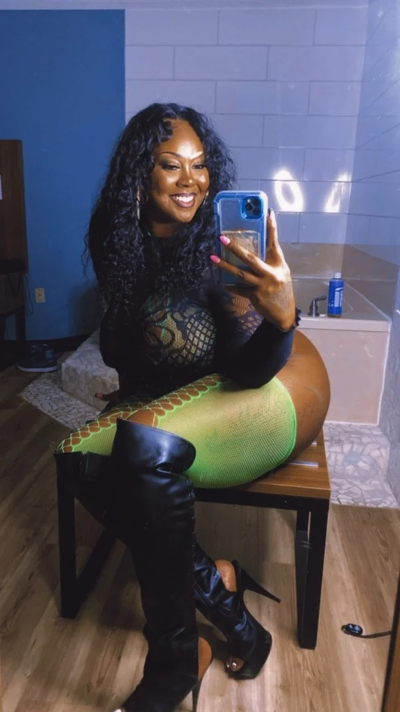Leaving Tomorrow NO I WILL NOT ACCEPT 100 63 SOUTHERN AMAZON... in Cincinnati – Women Seeking Men photo 6