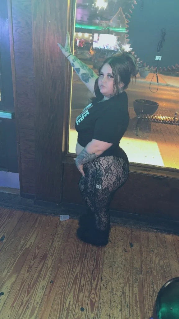 BACK IN TOWN Lexiee is BACKK in Cincinnati – Women Seeking Men photo 5