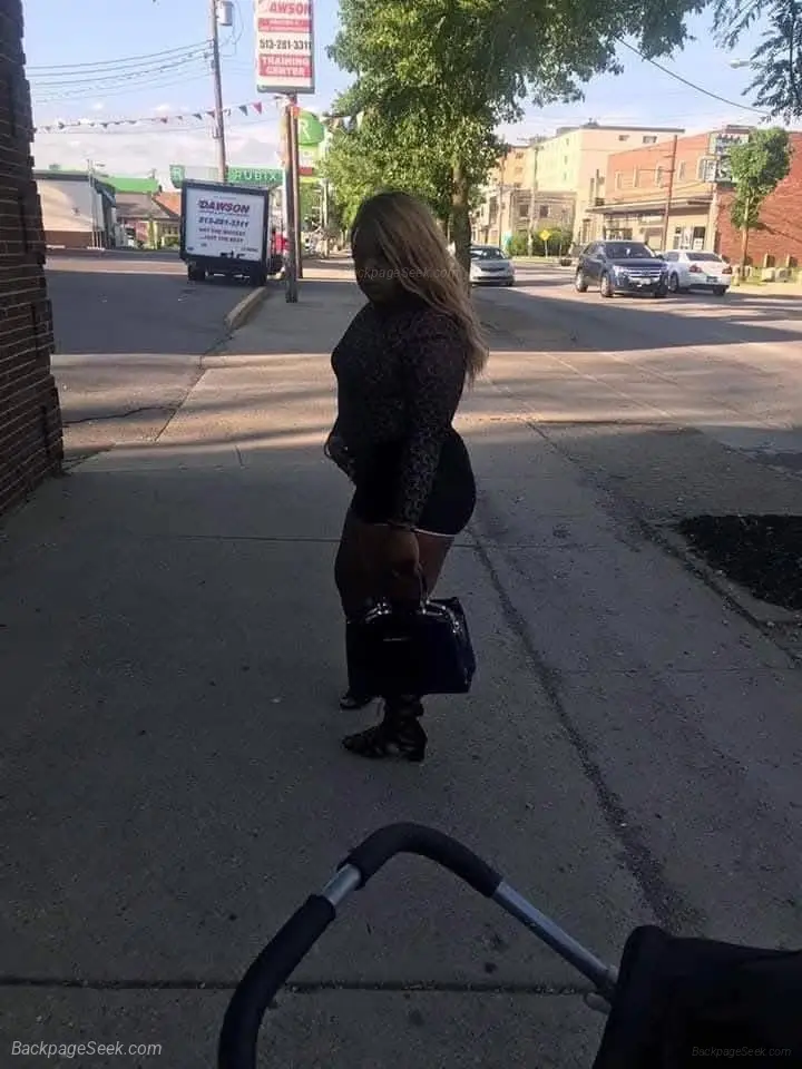 I am Mobile Cincy Best Eater The Throat Goat Swallowing Dick... in Cincinnati – Women Seeking Men photo 5