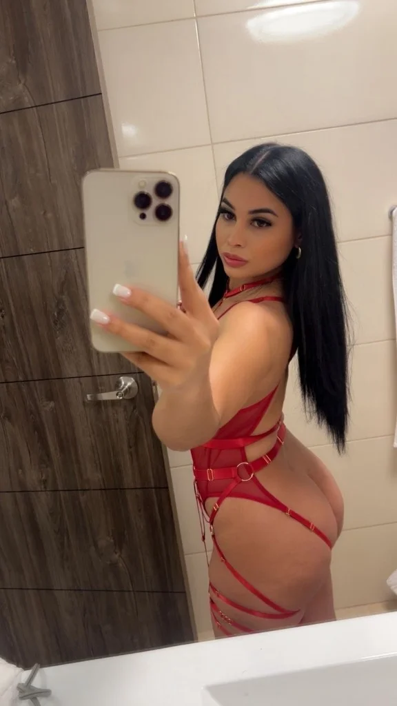 bomshell latina in Independece in Cleveland – Women Seeking Men photo 3