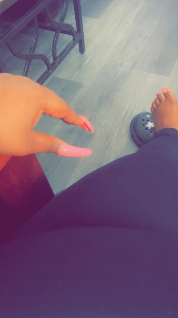 If u looking for a mind blowing experience with a pretty pre... in Cleveland – Women Seeking Men photo 2