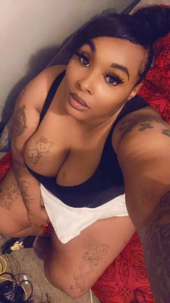 ts bobbie cuymalott come explore my cave in Cleveland – Women Seeking Men photo 5