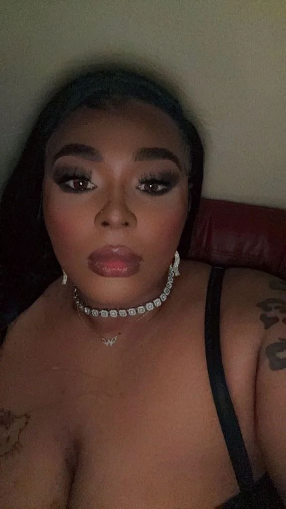 ts bobbie cuymalott come explore my cave in Cleveland – Women Seeking Men photo 6