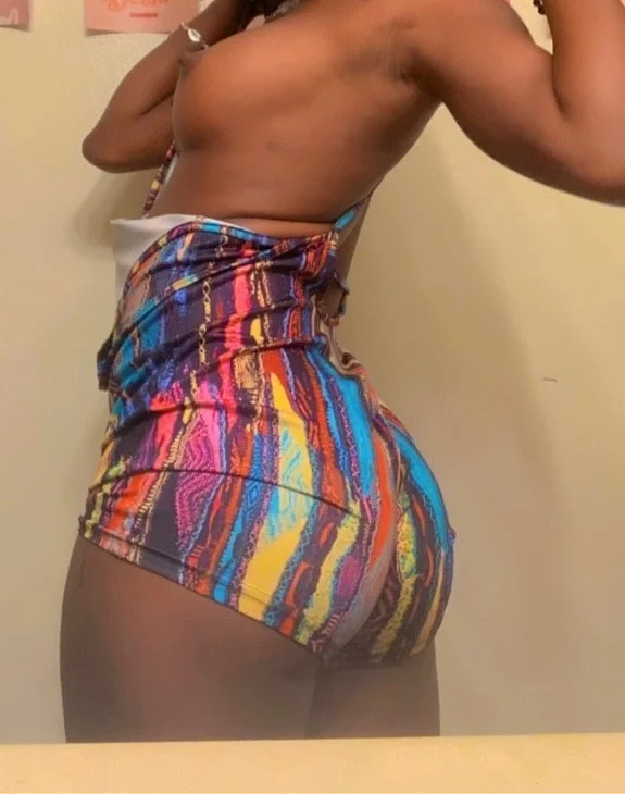 Bombshell Available NoW in Cleveland – Women Seeking Men photo 4