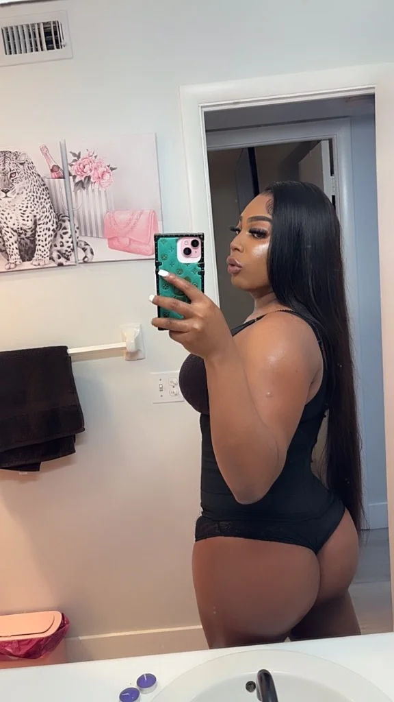 party girl ms lay in town for a sec incall or outcall in Cleveland – Women Seeking Men photo 3