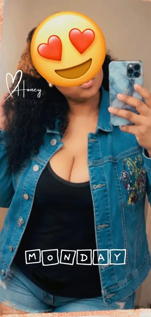 Confident private and always low-key Come catch the vibe you... in Cleveland – Women Seeking Men photo 3
