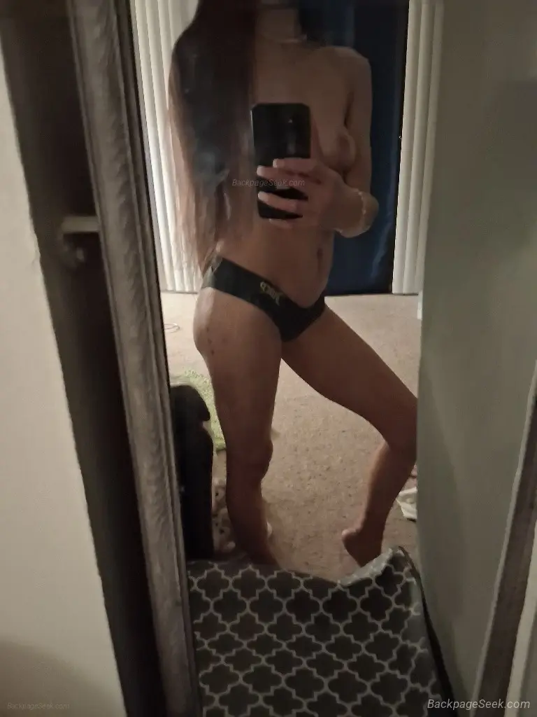 You're favorite distraction in Cleveland – Women Seeking Men photo 5