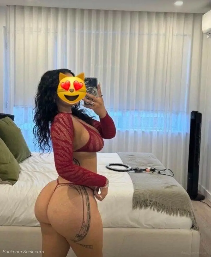 Sexy latina girl new here Text me now baby