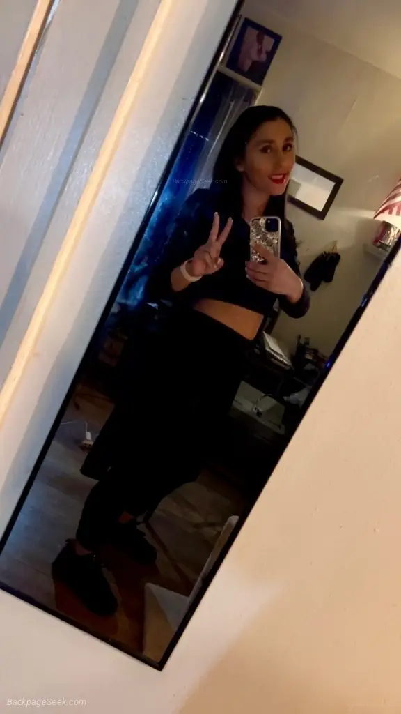 AVAILABLE FOR INCALLS ALSO AVAILABLE FOR FUN VIA FACETIME AN... in Cleveland – Women Seeking Men photo 2