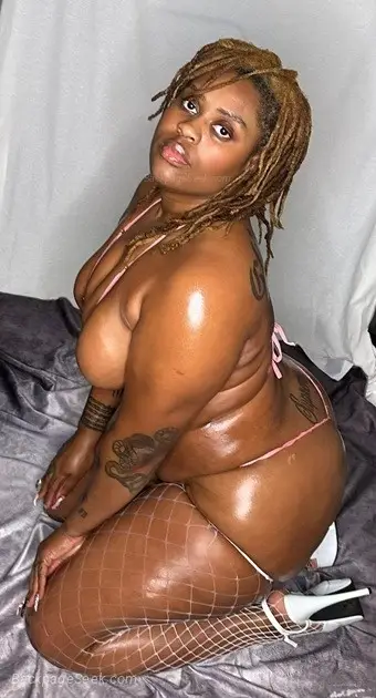 Thick Curvy Star-Tatted BBW I DO REQUIRE A DEPOSIT FOR ALL MEET UPS |
