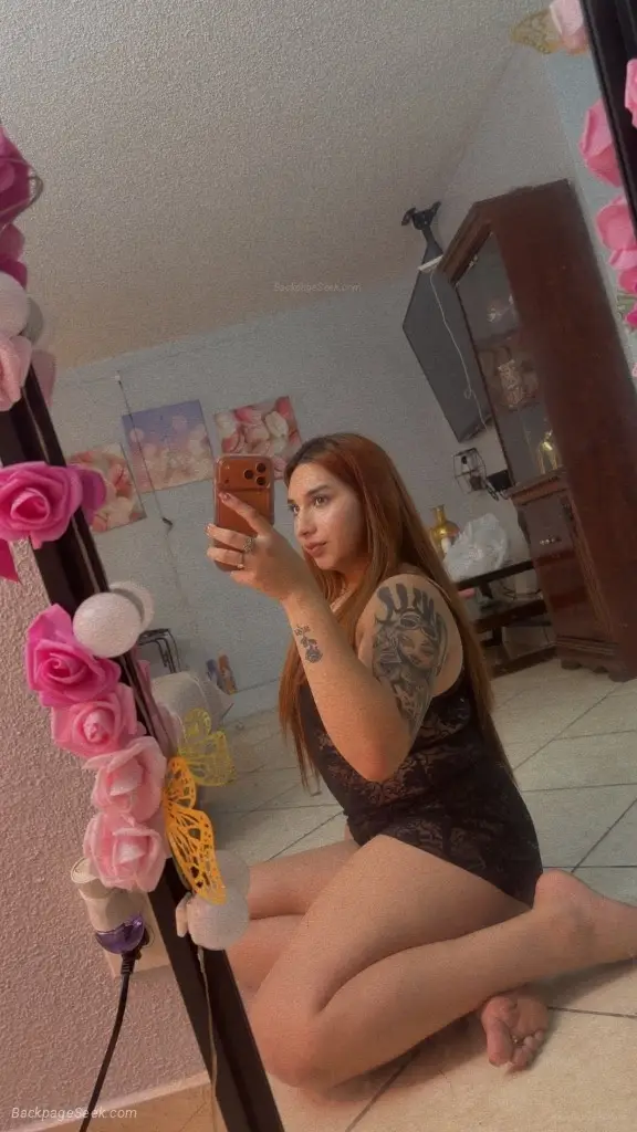 lugar limpio y seguro Fulfill your fantasies with this hot a... in College Station – Women Seeking Men photo 5