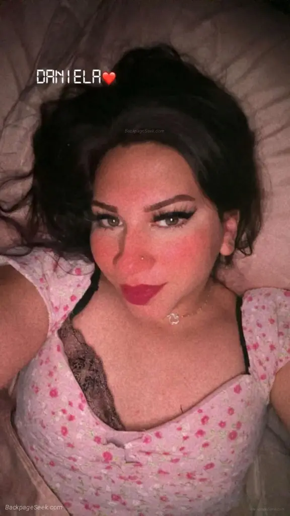 lugar limpio y seguro Fulfill your fantasies with this hot a... in College Station – Women Seeking Men photo 6